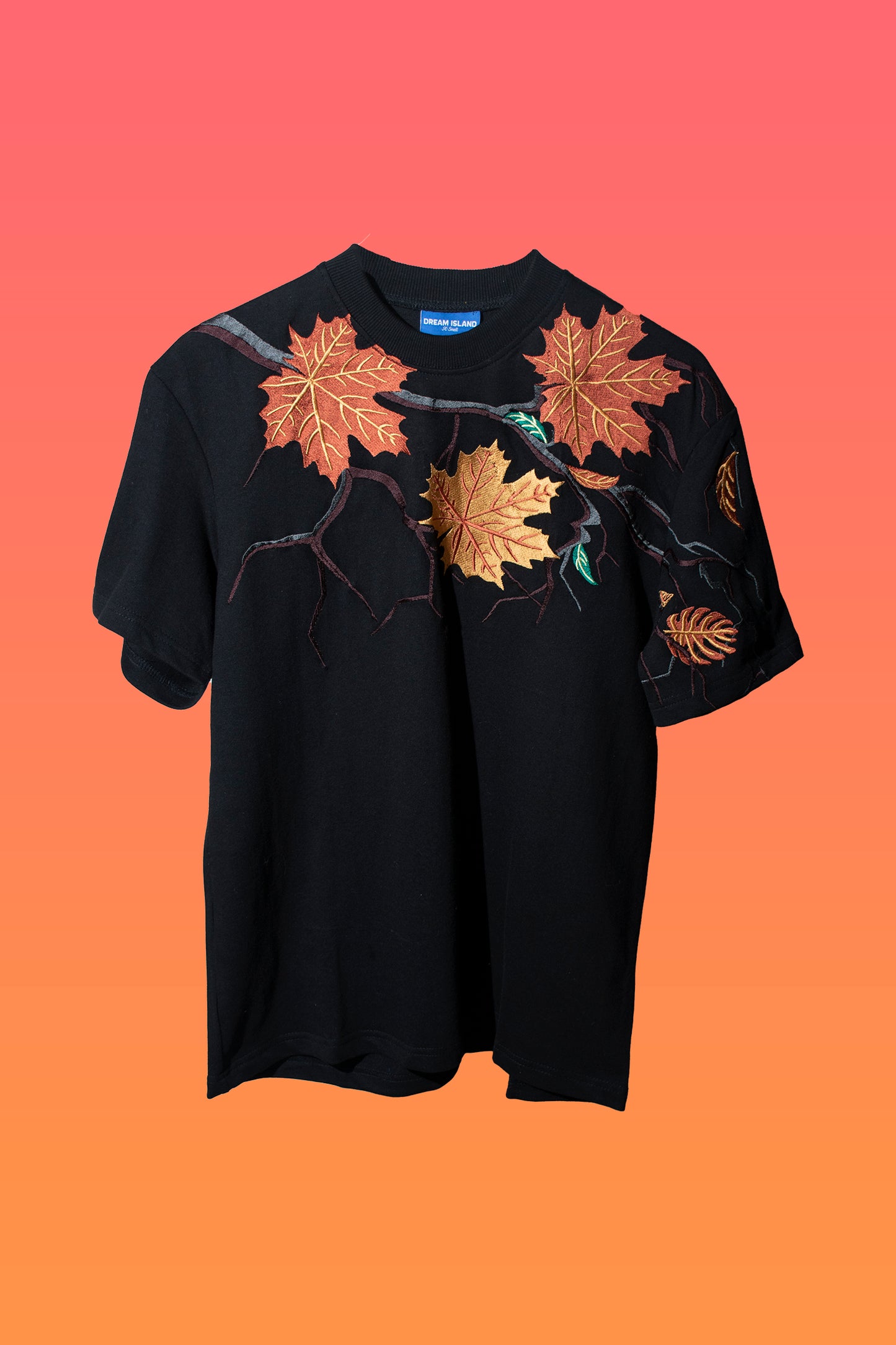 Black Maple leaf T-shirt